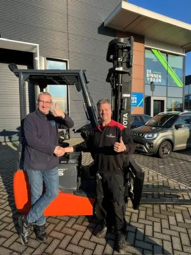 Vollebregt Vorkheftrucks 11680
