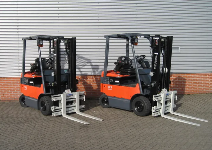 Vollebregt Vorkheftrucks 11680