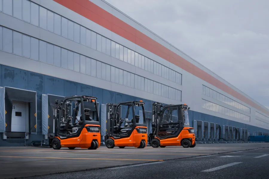 Vollebregt Vorkheftrucks 11680