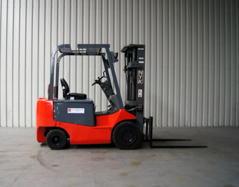 Nichiyu / NYK - FB25P-70BC